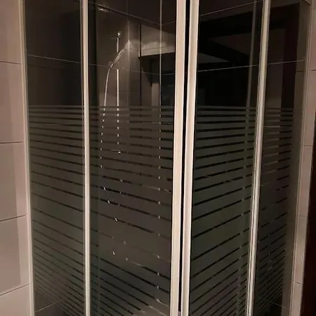 아파트 Ein Charmanter Zweifamilienhaus 베를린